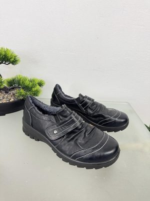 Pantofi imblaniti  39