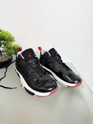 Pantofi sport Nike Air 38,5