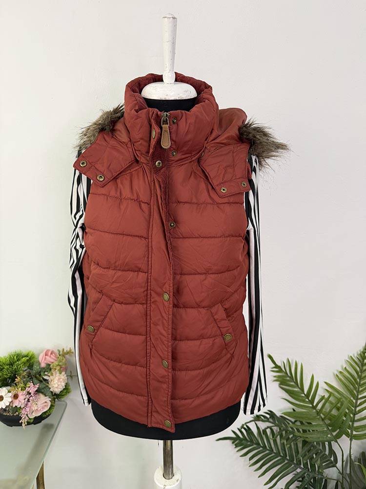Vesta de iarna H&M 38