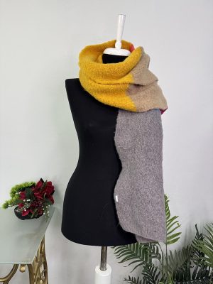 Fular oversized material placut la atingere