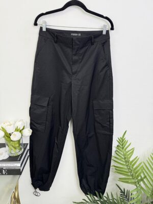 Pantaloni cargo Stradivarius 38