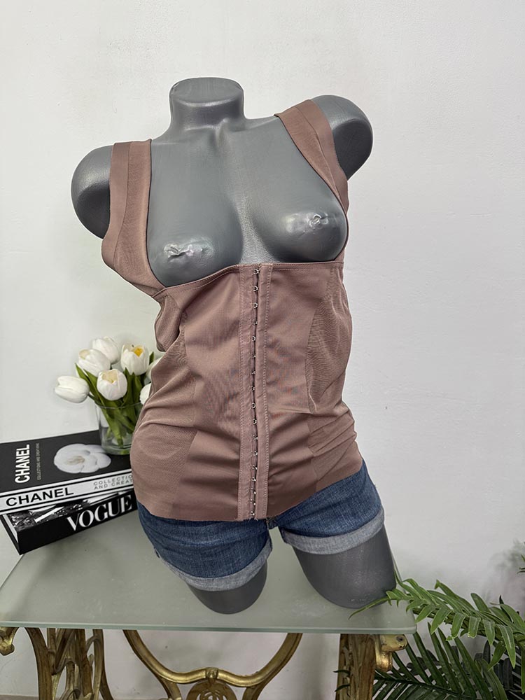 Corset Under where luxury collection L