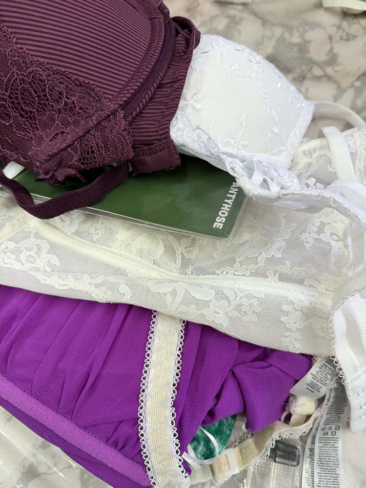 Set lenjerii intime bustiere diferite marimi