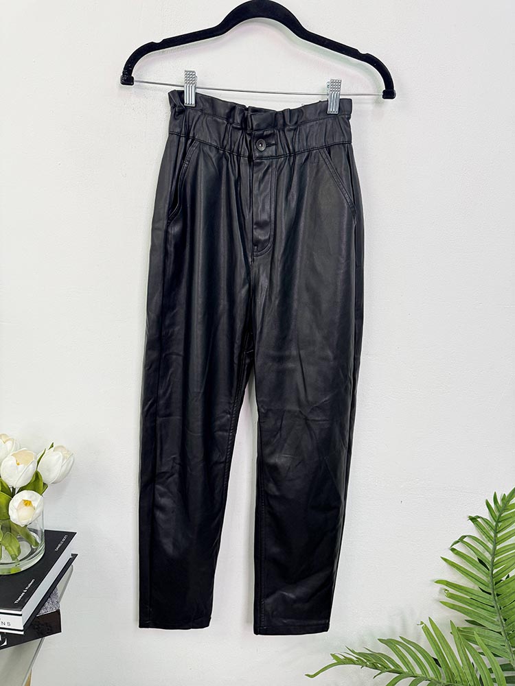 Pantaloni imitatie piele Zara 32