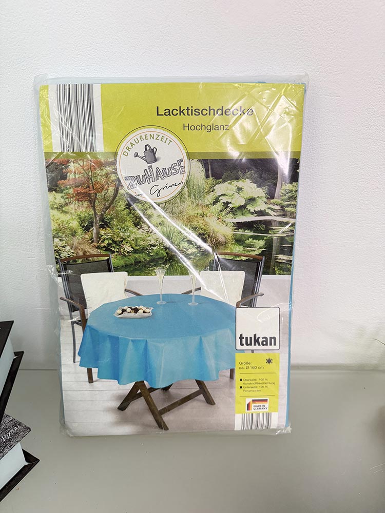 Fata de masa impermeabila 160 cm