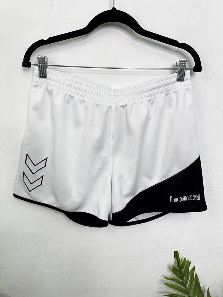 Pantaloni scurti Hummel L