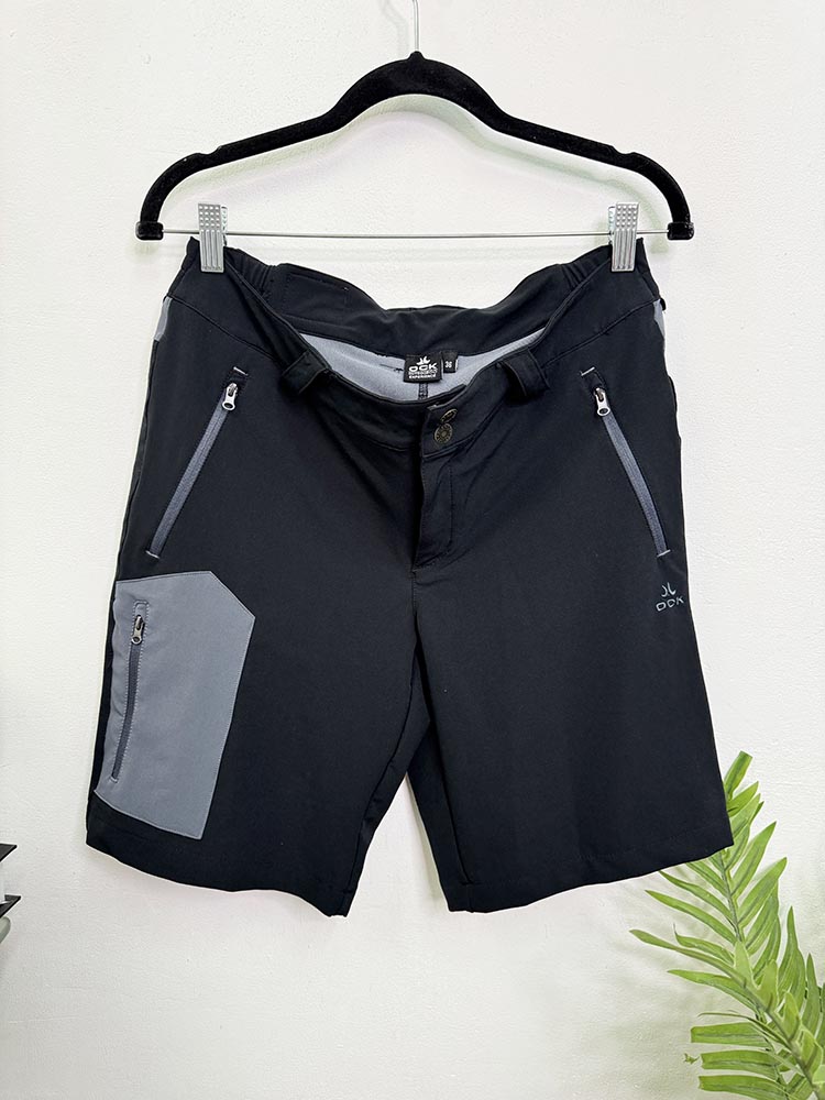 Pantaloni scurti ideal pentru drumetii Ock 36