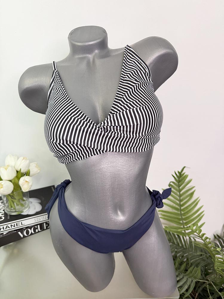 Costum de baie doua piese 40