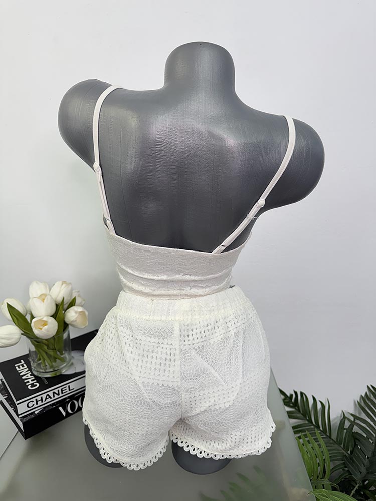 Pantaloni scurti dantela cu captuseala Reserved M - imagine 2