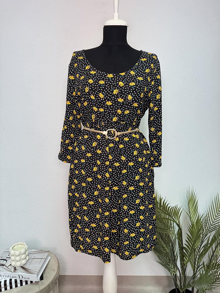 Rochie calitativavascoza cu buzunare bis M