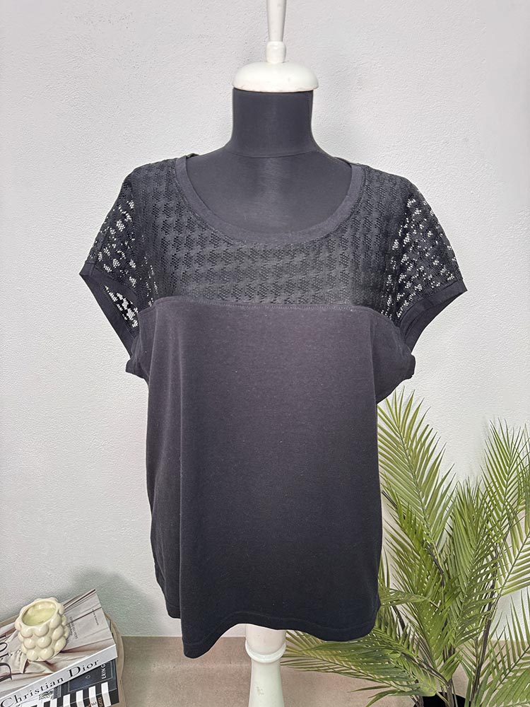 Tricou deosebit,dantelat Cam M