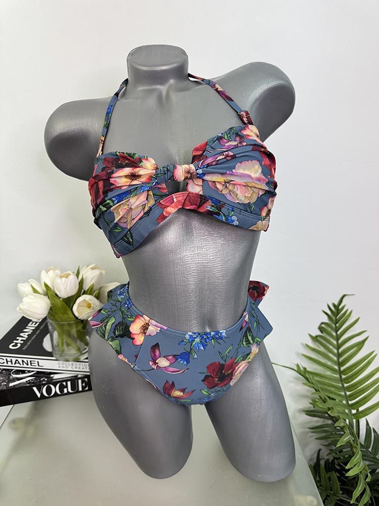 Costum de baie doua piese sutien cu burete cam M-L