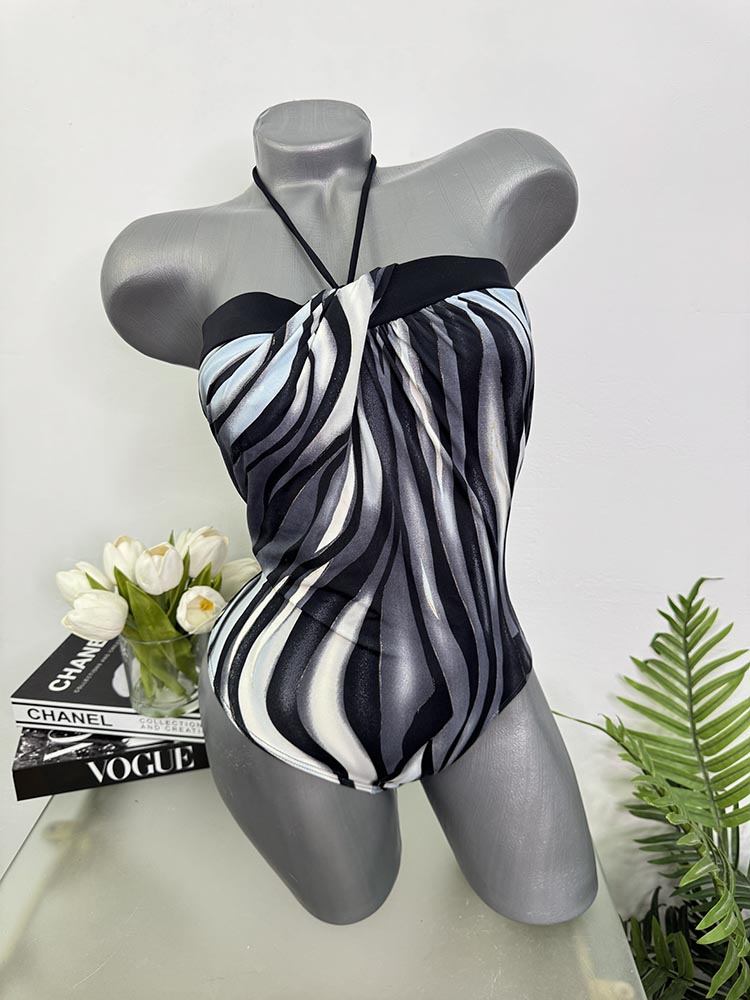 Costum de baie intreg sutien fara burete 38