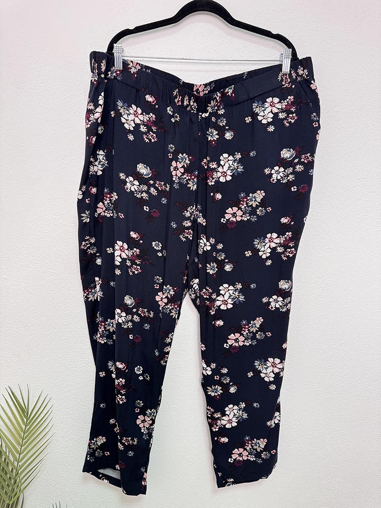 Pantaloni lejeri vascoza Bonprix 54