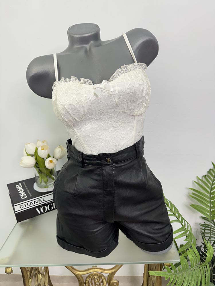 Pantaloni scurti piele 36