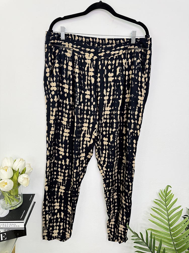 Pantaloni lejeri vascoza Orsay 42