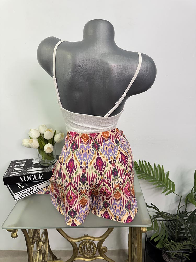 Pantaloni scurti cu fusta S - imagine 2