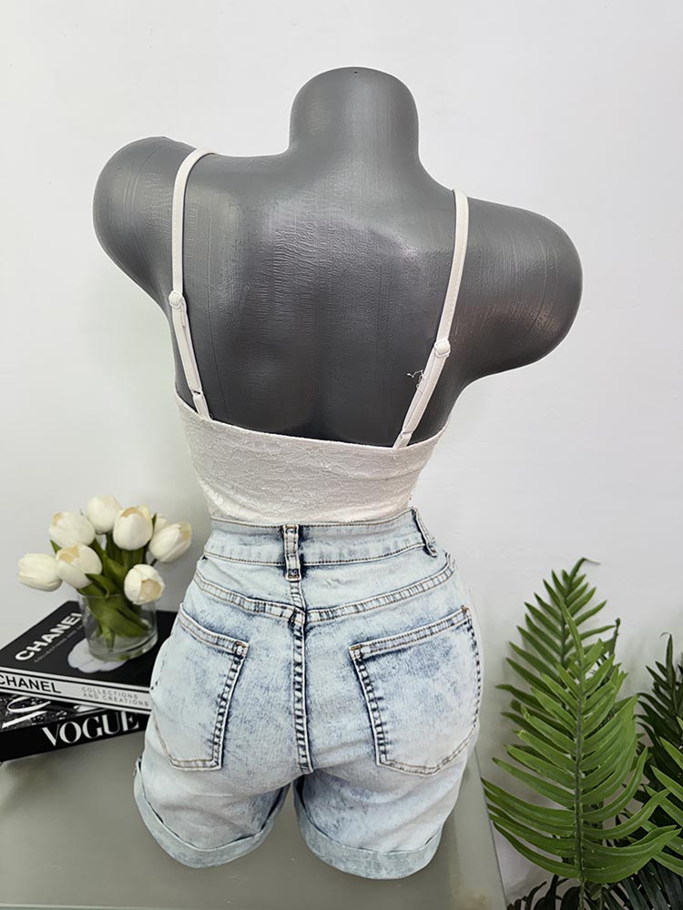 Pantaloni scurti blugi cam S-M - imagine 2
