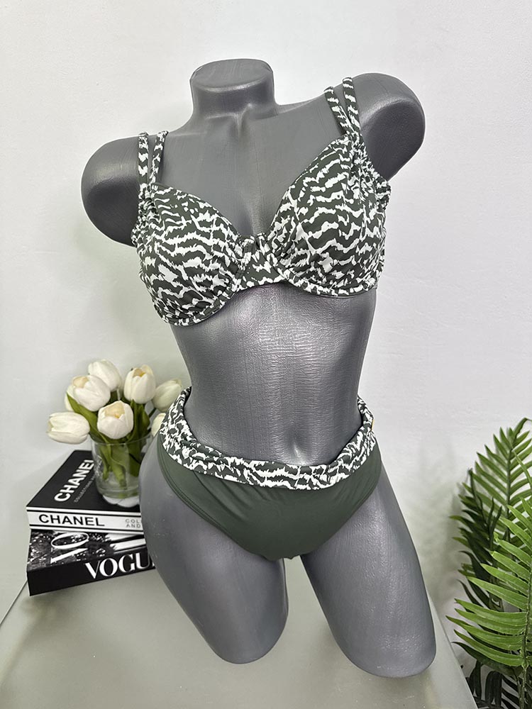 Costum de baie doua piese sutien fara burete Mixkini 38