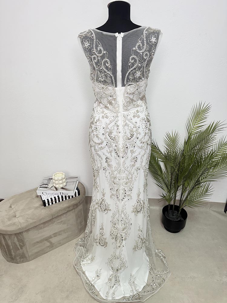Rochie de mireasa eleganta,cu aplicatii din margele si paiete 14 - imagine 2