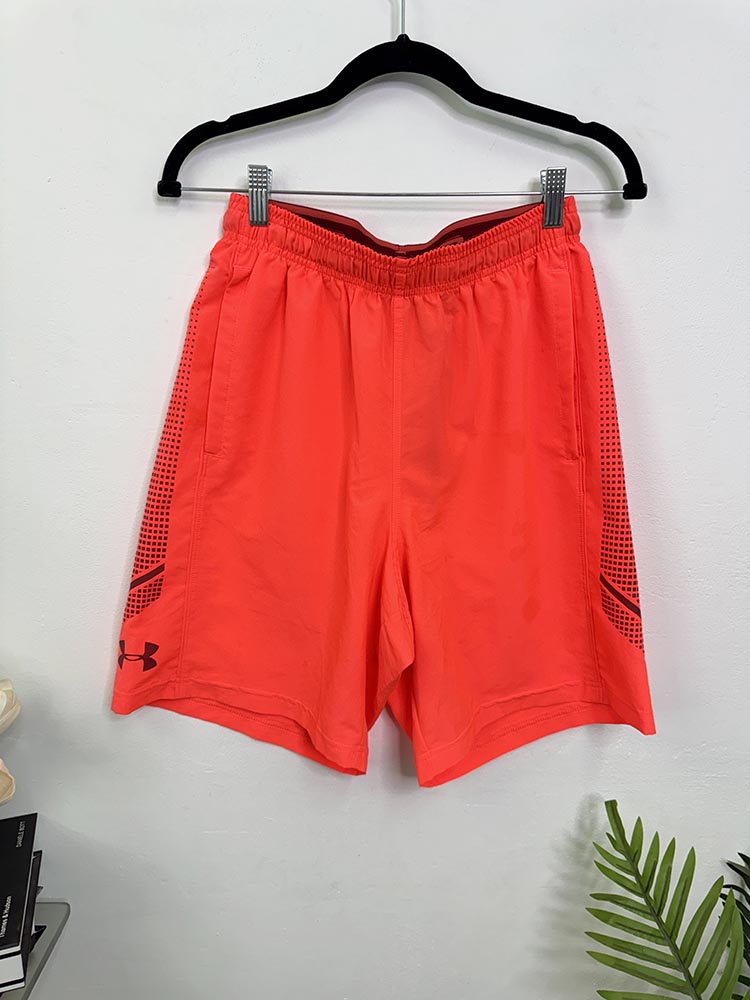 Pantaloni scurti Underarmour S