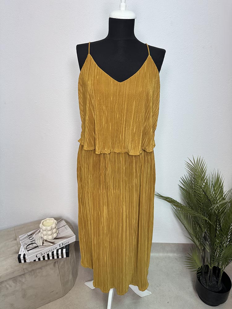 Rochie deosebita Cam S