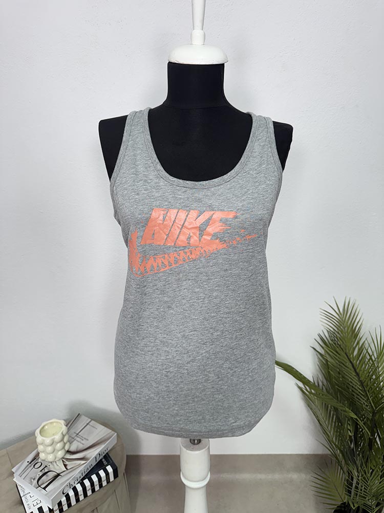 Maiou calitativ Nike M