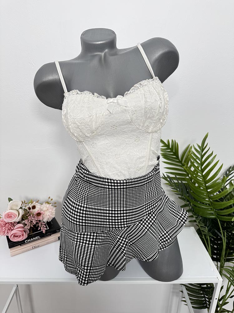 Pantaloni scurti cu volanas Tally Weilj 36