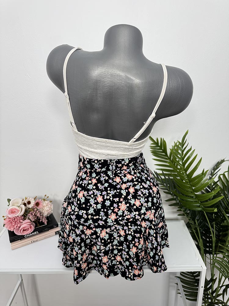 Pantaloni scurti cu fusta Essentials XS - imagine 2