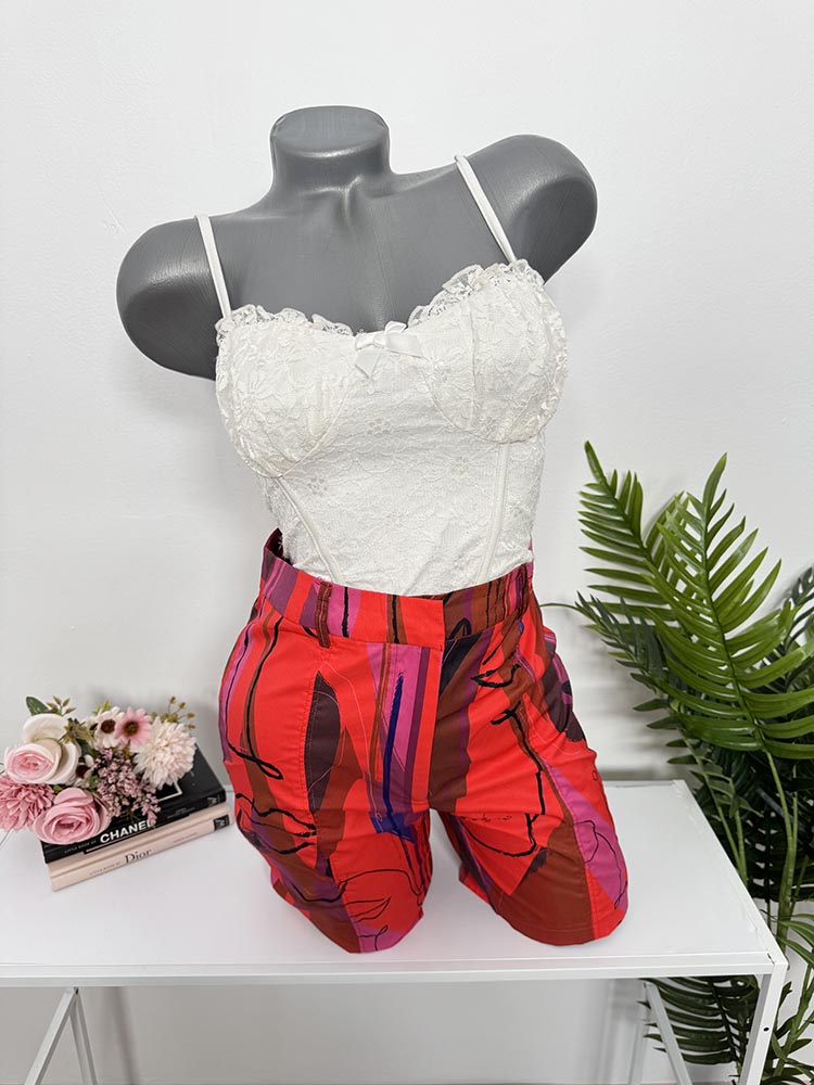 Pantaloni scurti Pretty Little Thing 36