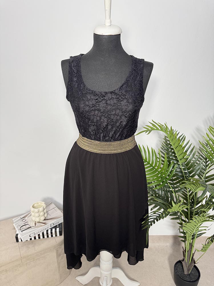 Rochie deosebita Colloseum M