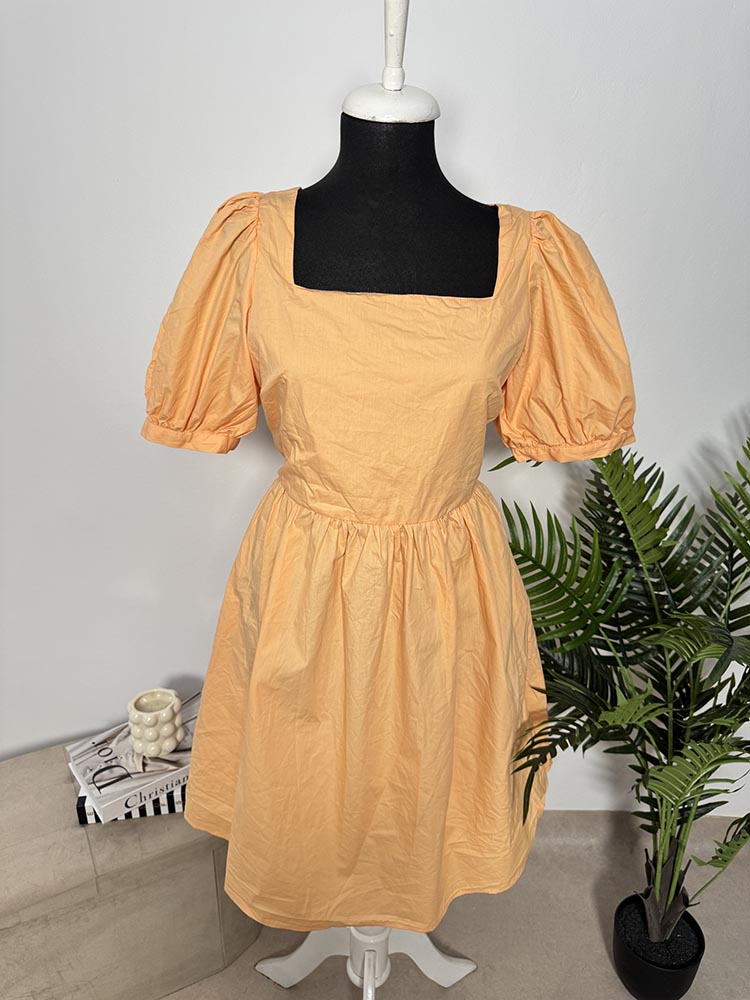 Rochie noua calitativa cu spate deosebit C&A 42