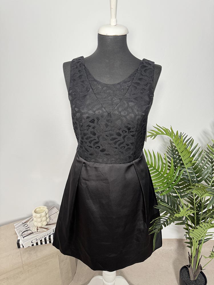 Rochie noua calitativa Steps. 40