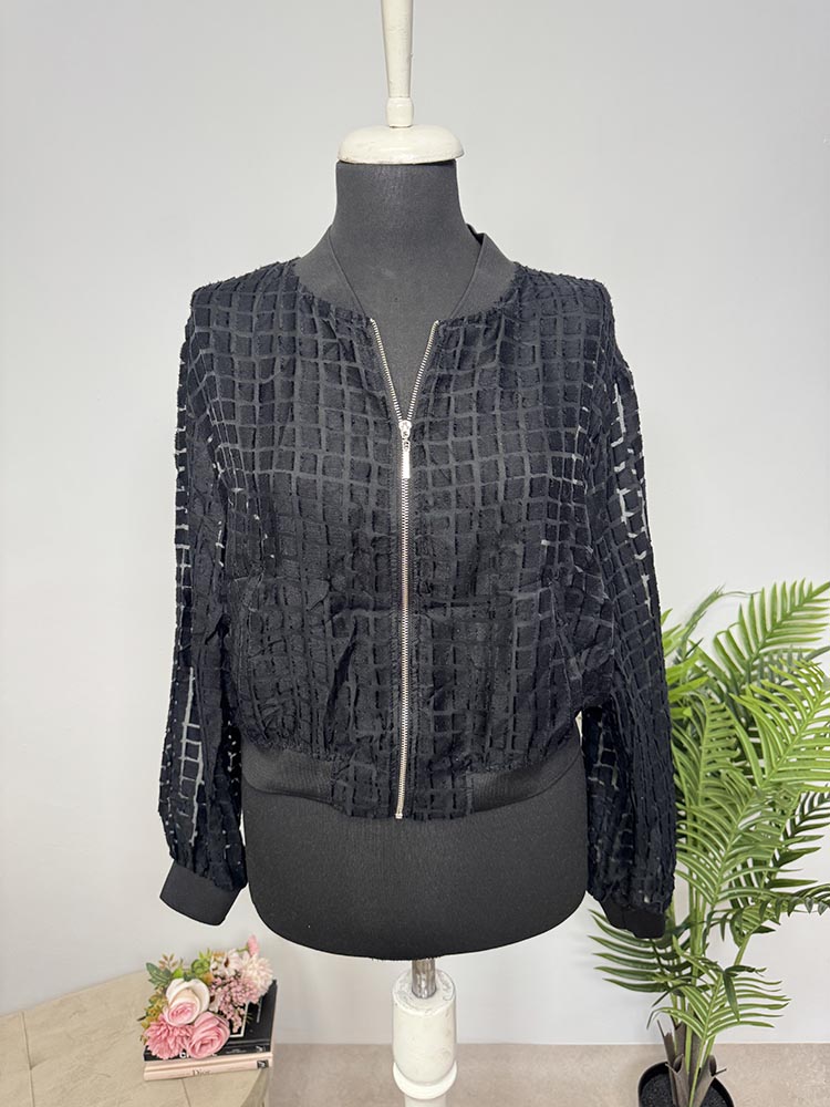 Jacheta tip bomber Zara M
