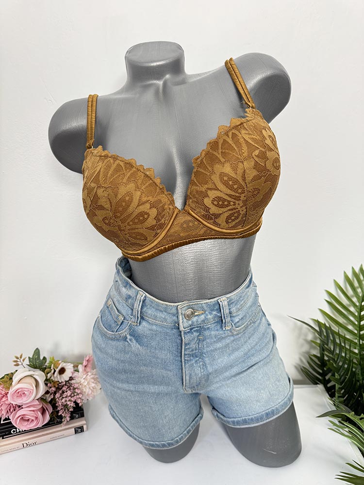 Sutien push up dantelat cu burete Primark 70D