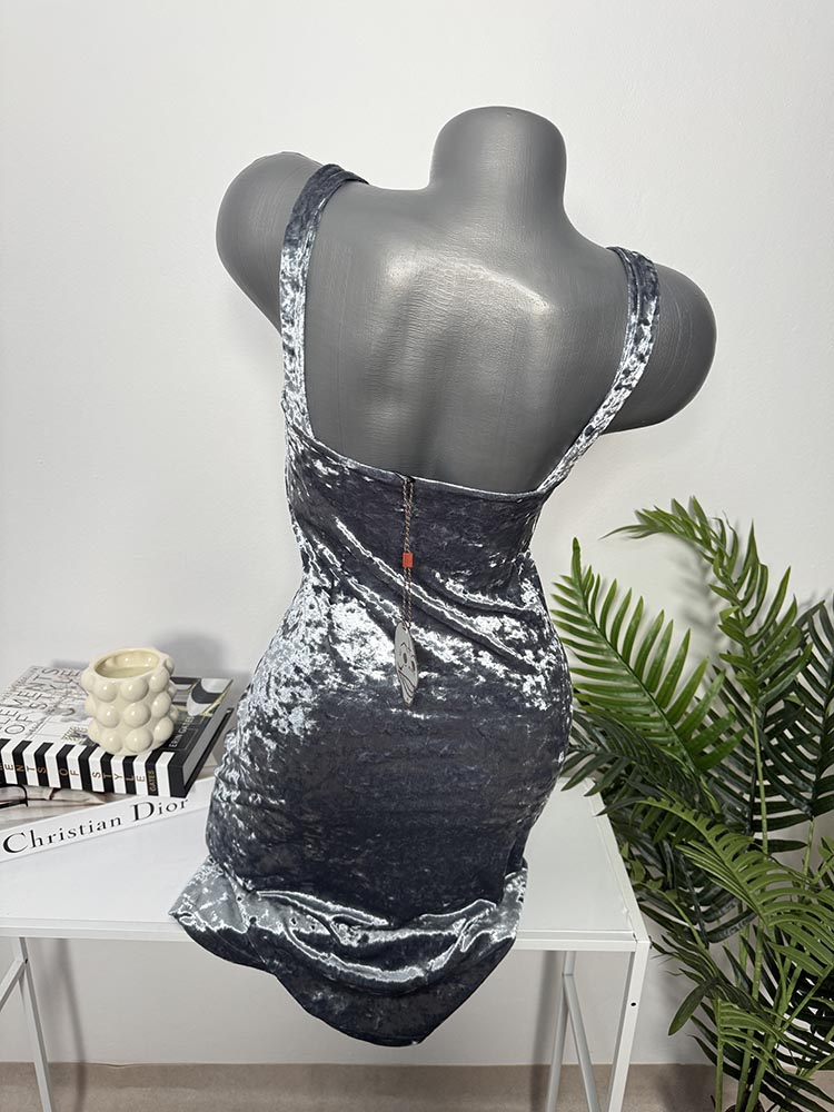 Rochie noua calitativa din catifea CHEAP MONDAY S - imagine 2