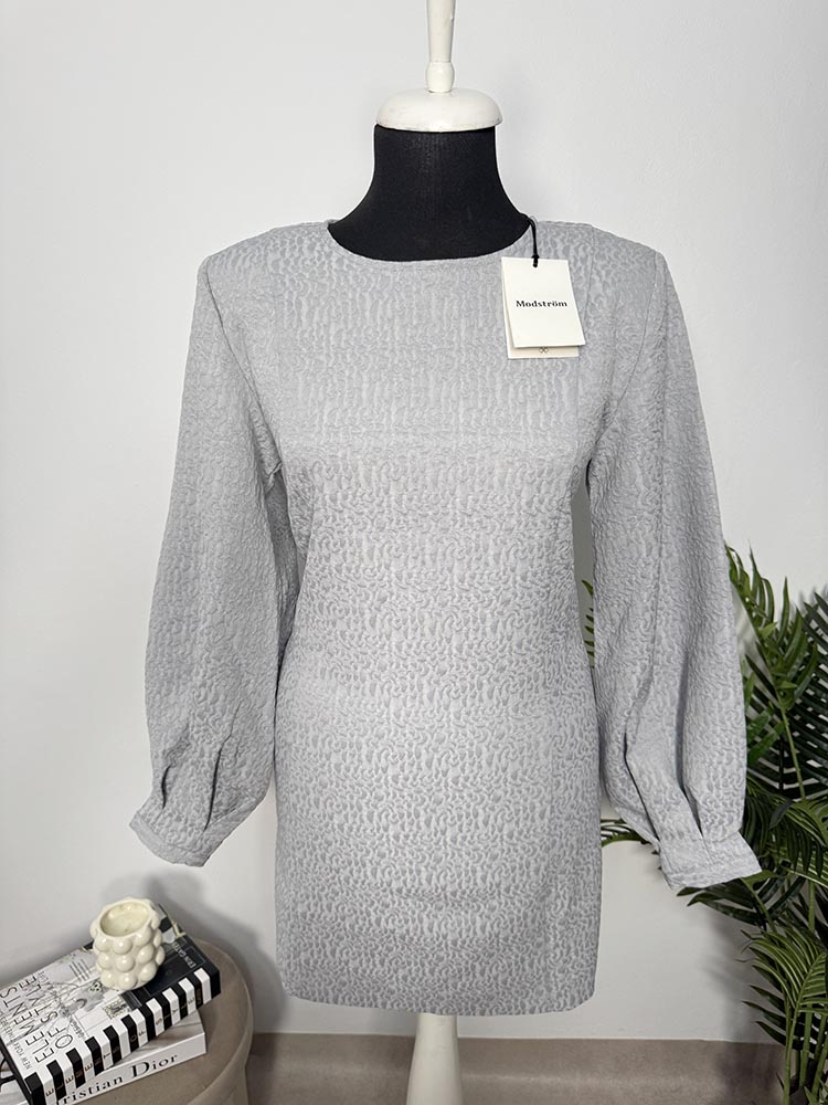 Rochie noua calitativa Modstrom XS pret eticheta 140 euro