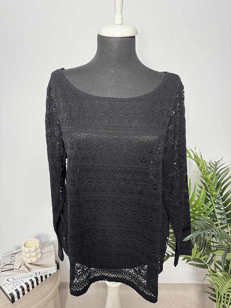 Bluza deosebita din dantela Vila 50