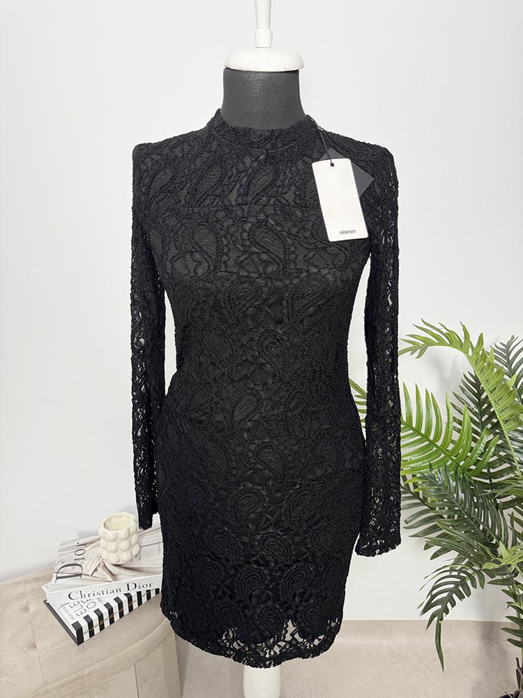 Rochie noua calitativa din dantela minimum 36