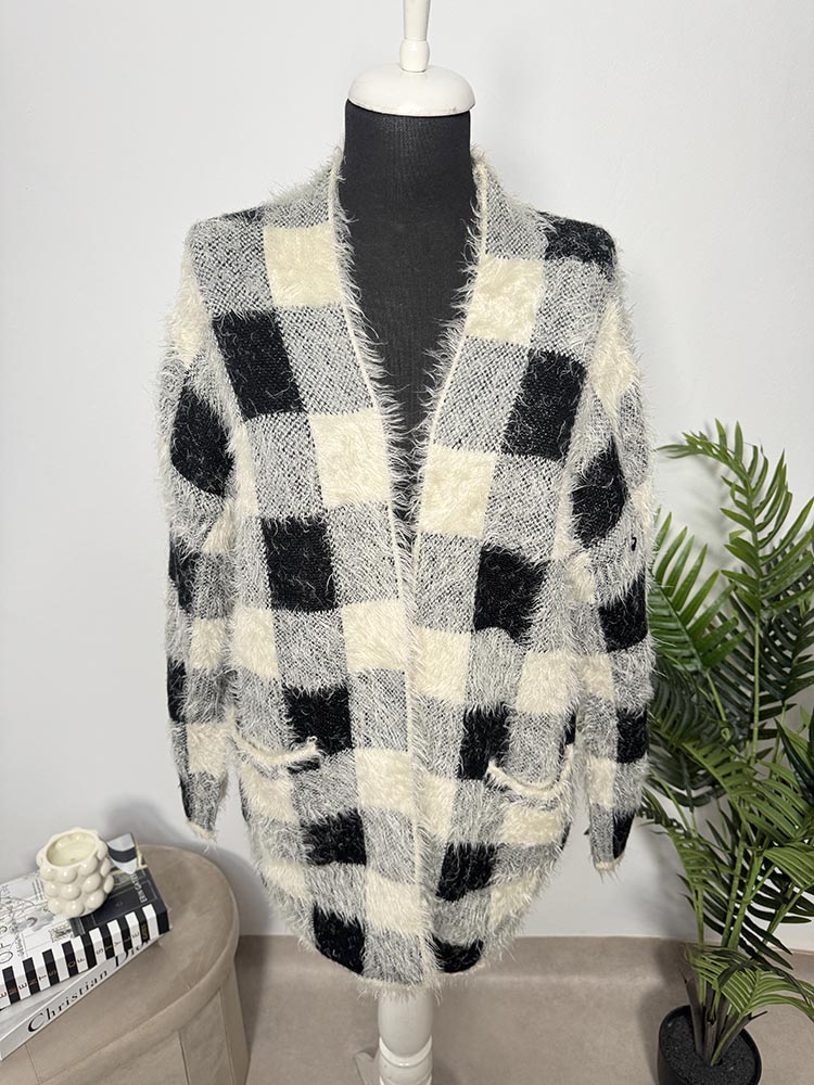 Cardigan calitativ universala