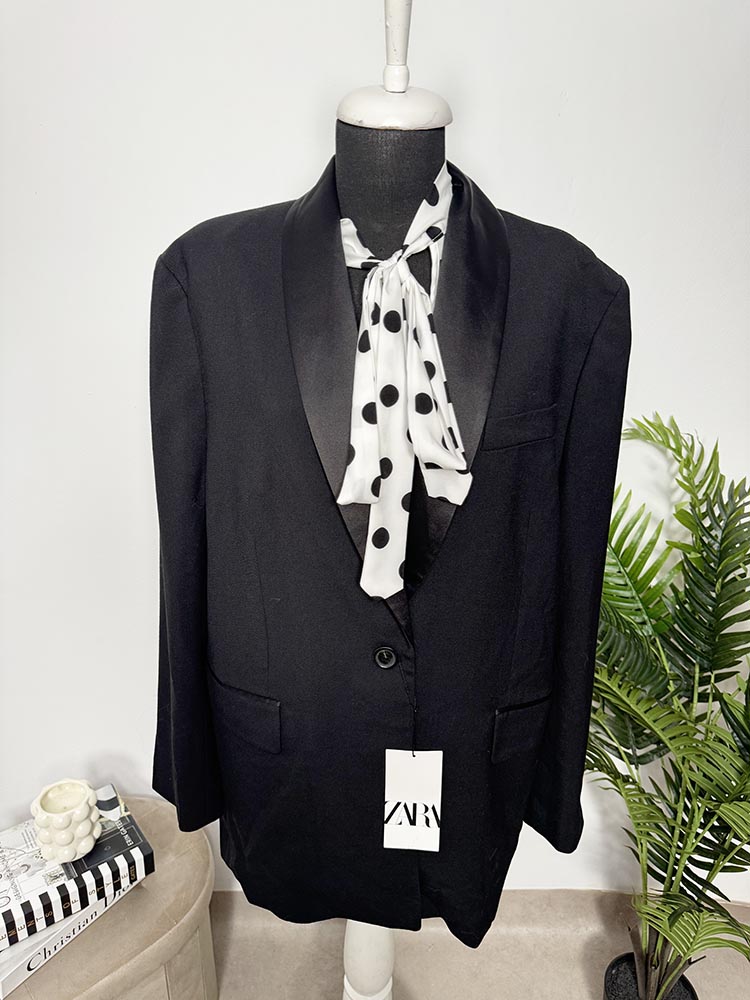 Sacou nou calitativ pret eticheta 80 euro Zara XL